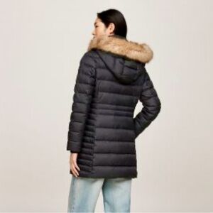 🤍NWT Tommy Hilfiger Black Puffer Coat with Tan Faux Fur Hood